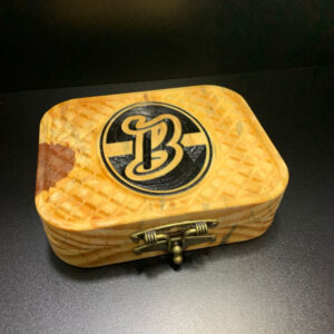 caixa bau entalhada2